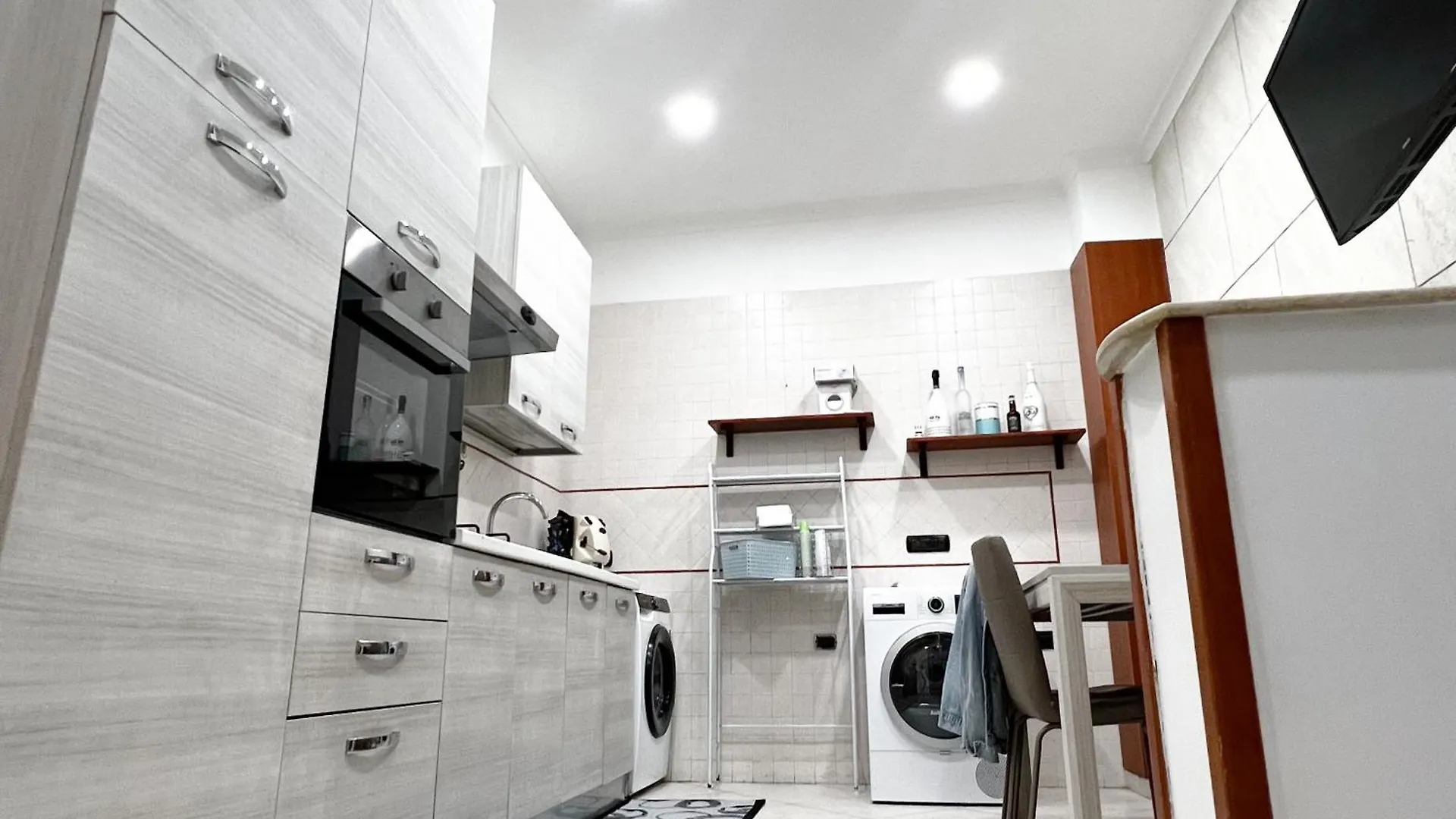 Apartment Deea Home Naples Italy